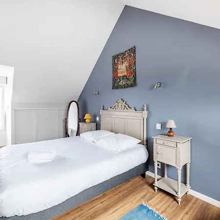 La Maison Des Fees Holiday home Pleudihen-sur-Rance